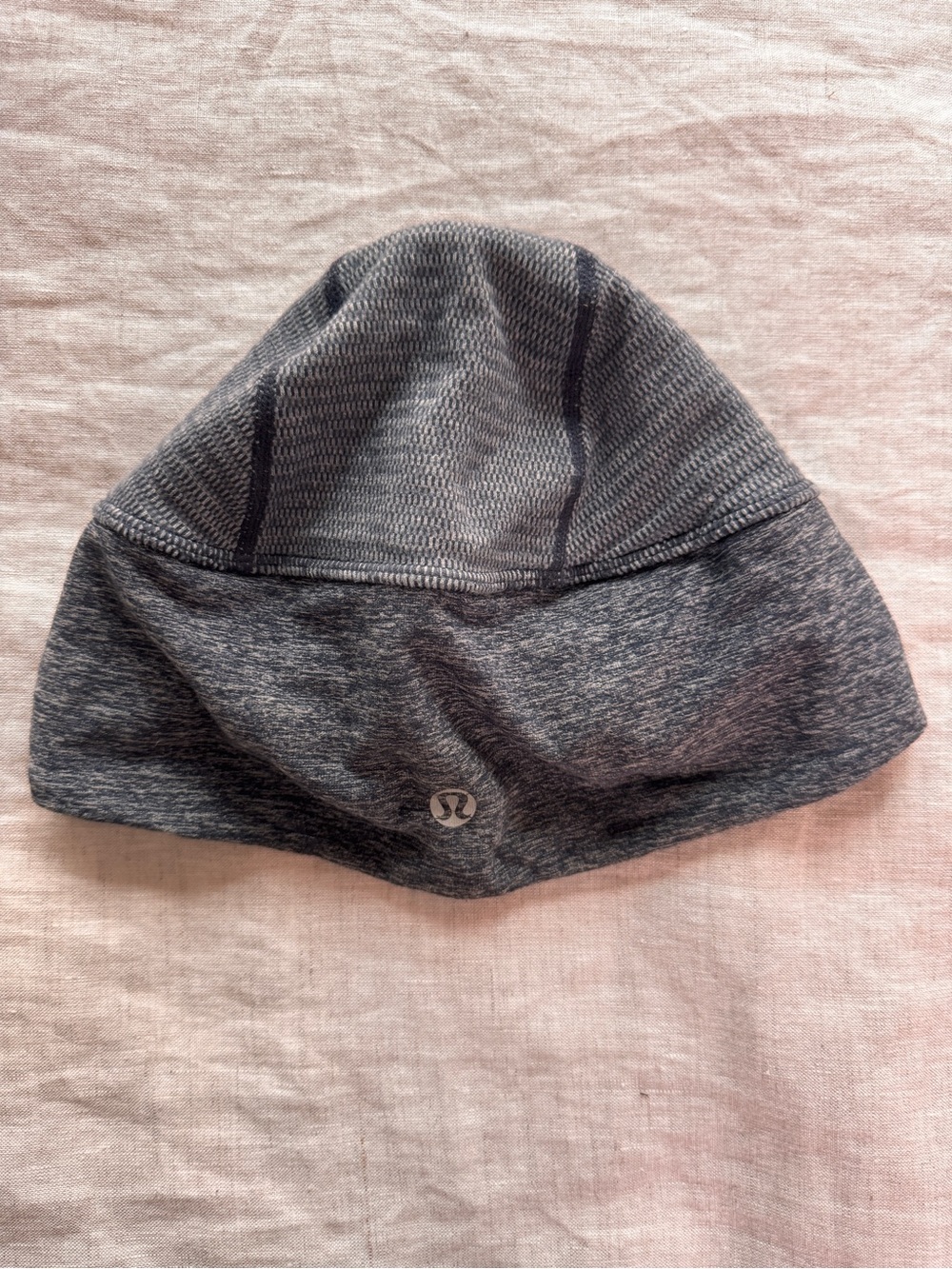 Lululemon Supersoft Gray Heather Beanie Hat with Ponytail slit, unworn